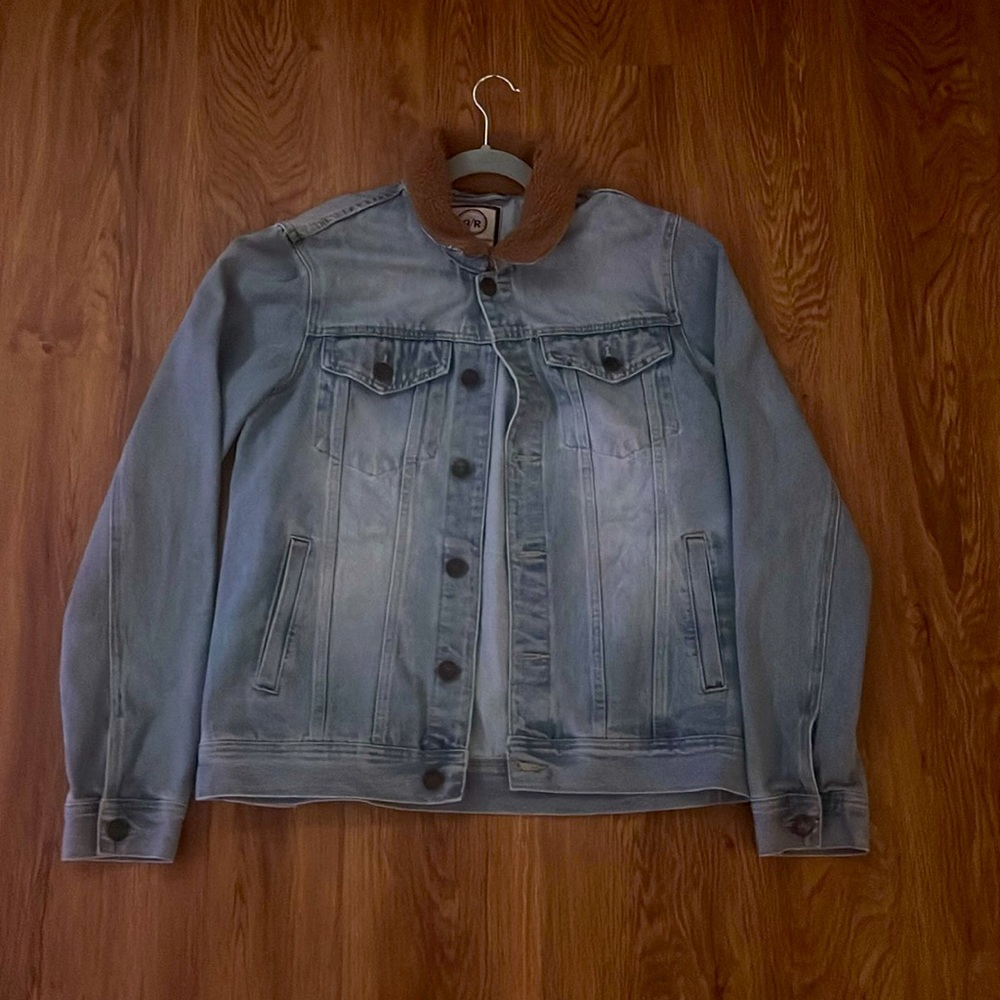 BROWN FUZZ COLLAR DENIM JACKET